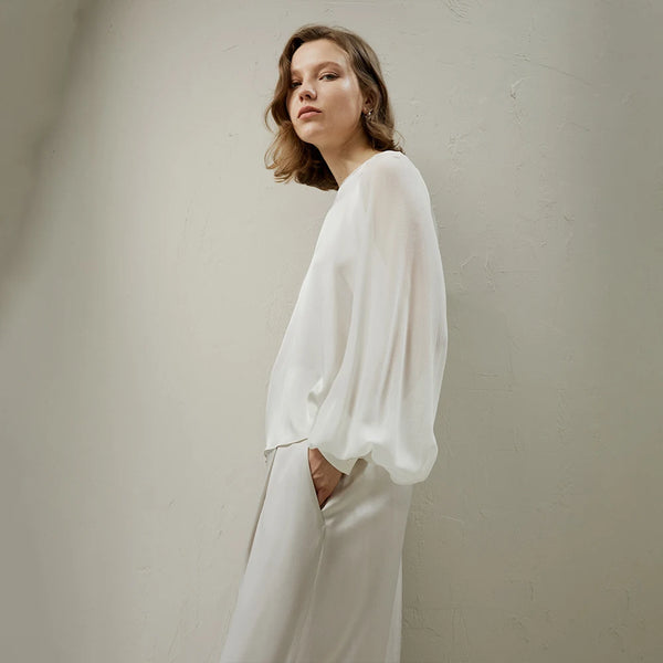 Blouse Blanche Élégante Femme – Manches Flottantes & Coupe Fluide