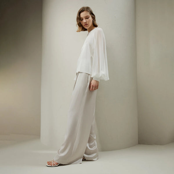 Blouse Blanche Élégante Femme – Manches Flottantes & Coupe Fluide