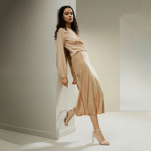 Blouse Drapée en Soie Crêpe de Chine – Élégance Intemporelle