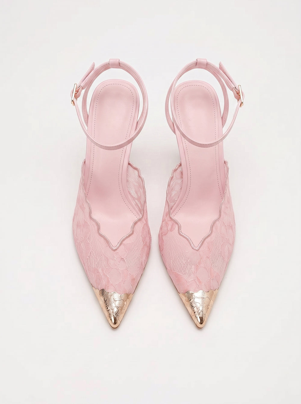 L'Escarpin Dentelle — Talon Aiguille Rose Embout Doré