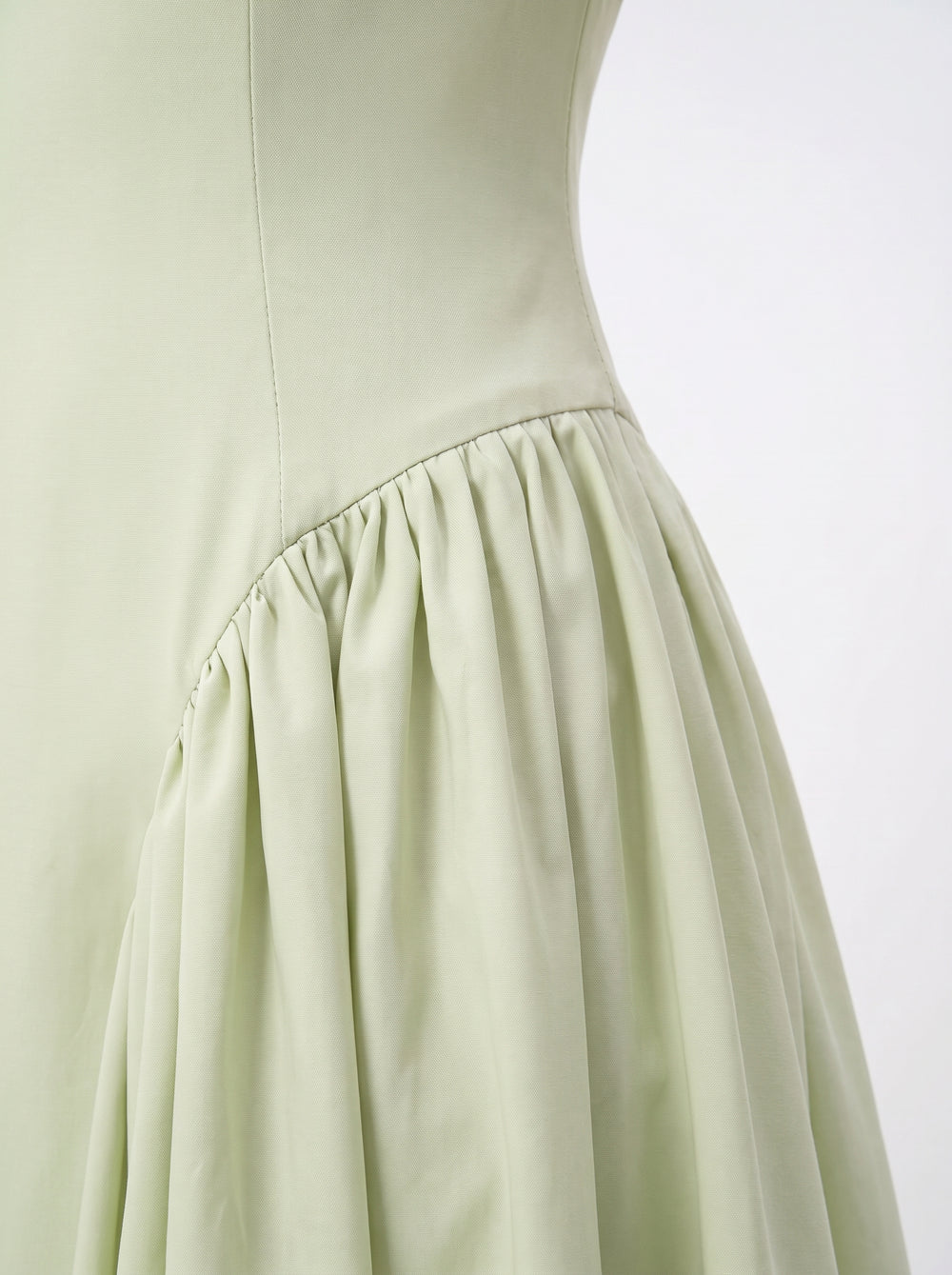 La Robe Céladon — Robe Halter Longue Plissée