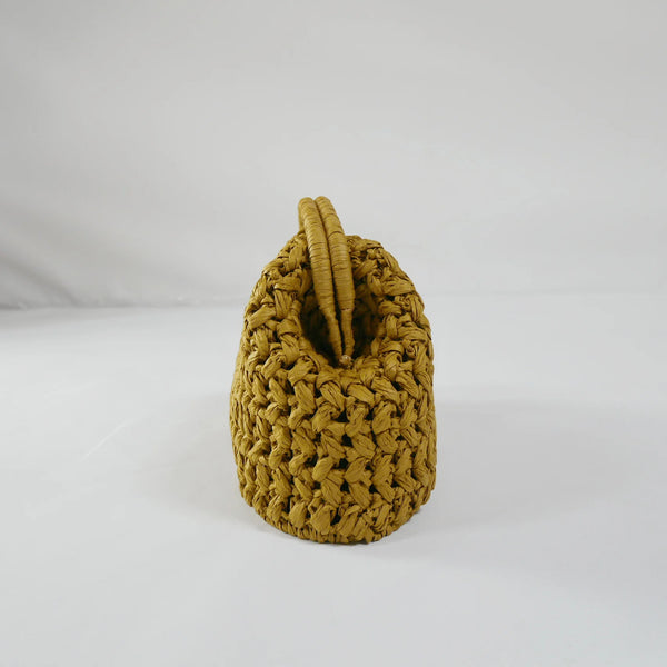 Sac Classique Tressé en Raphia – Élégance d’Été Réinventée