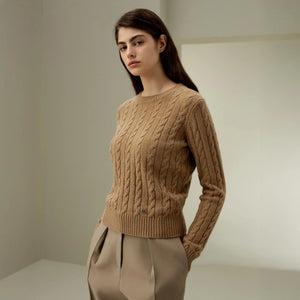 Pull Câble en Laine & Cachemire – Épure Classique au Chic Moderne
