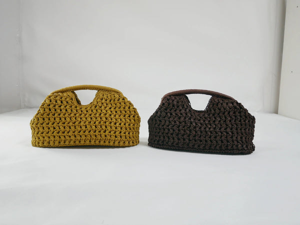 Sac Classique Tressé en Raphia – Élégance d’Été Réinventée