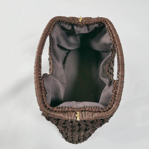 Sac Classique Tressé en Raphia – Élégance d’Été Réinventée