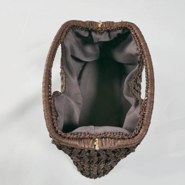 Sac Classique Tressé en Raphia – Élégance d’Été Réinventée