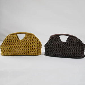 Sac Classique Tressé en Raphia – Élégance d’Été Réinventée