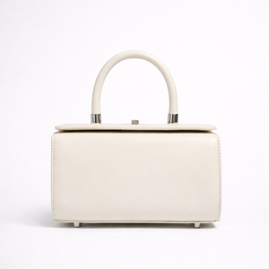 Sac à main femme structuré en cuir lisse – Design élégant