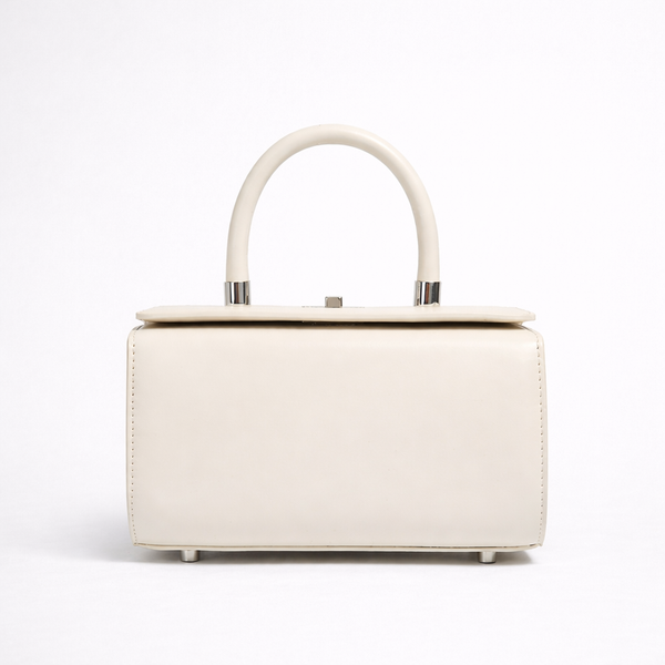 Sac à main femme structuré en cuir lisse – Design élégant