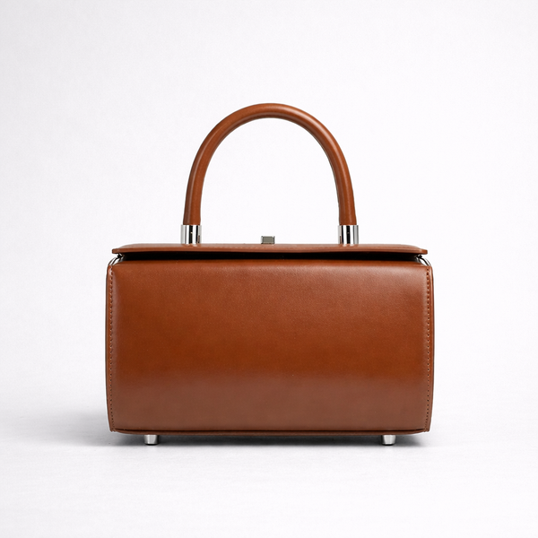 Sac à main femme structuré en cuir lisse – Design élégant