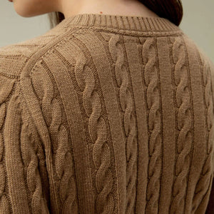 Pull Câble en Laine & Cachemire – Épure Classique au Chic Moderne